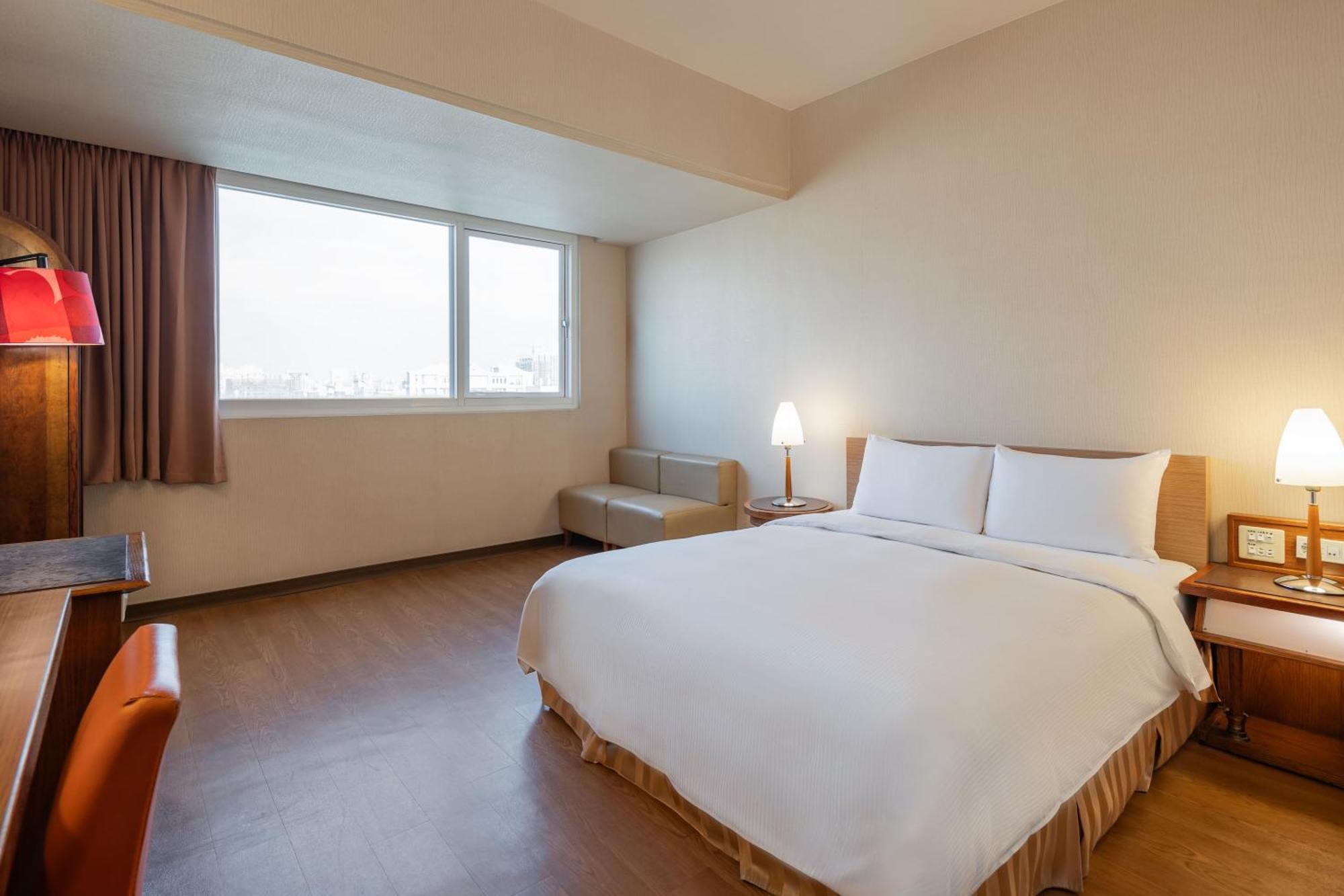 Kindness Hotel Wu-Jia Kaohsiung Habitación foto