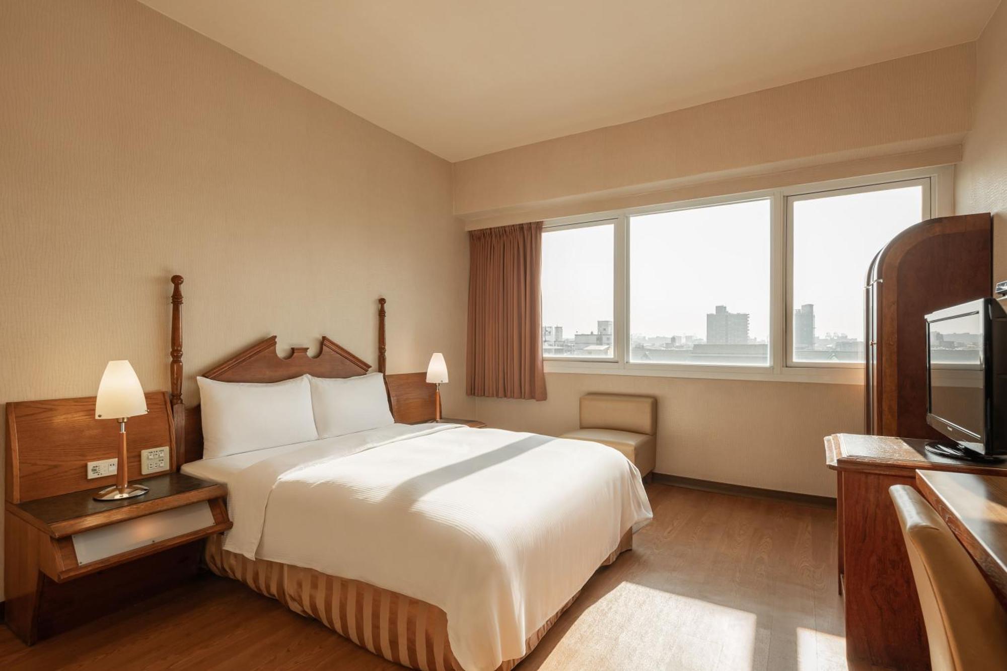 Kindness Hotel Wu-Jia Kaohsiung Habitación foto